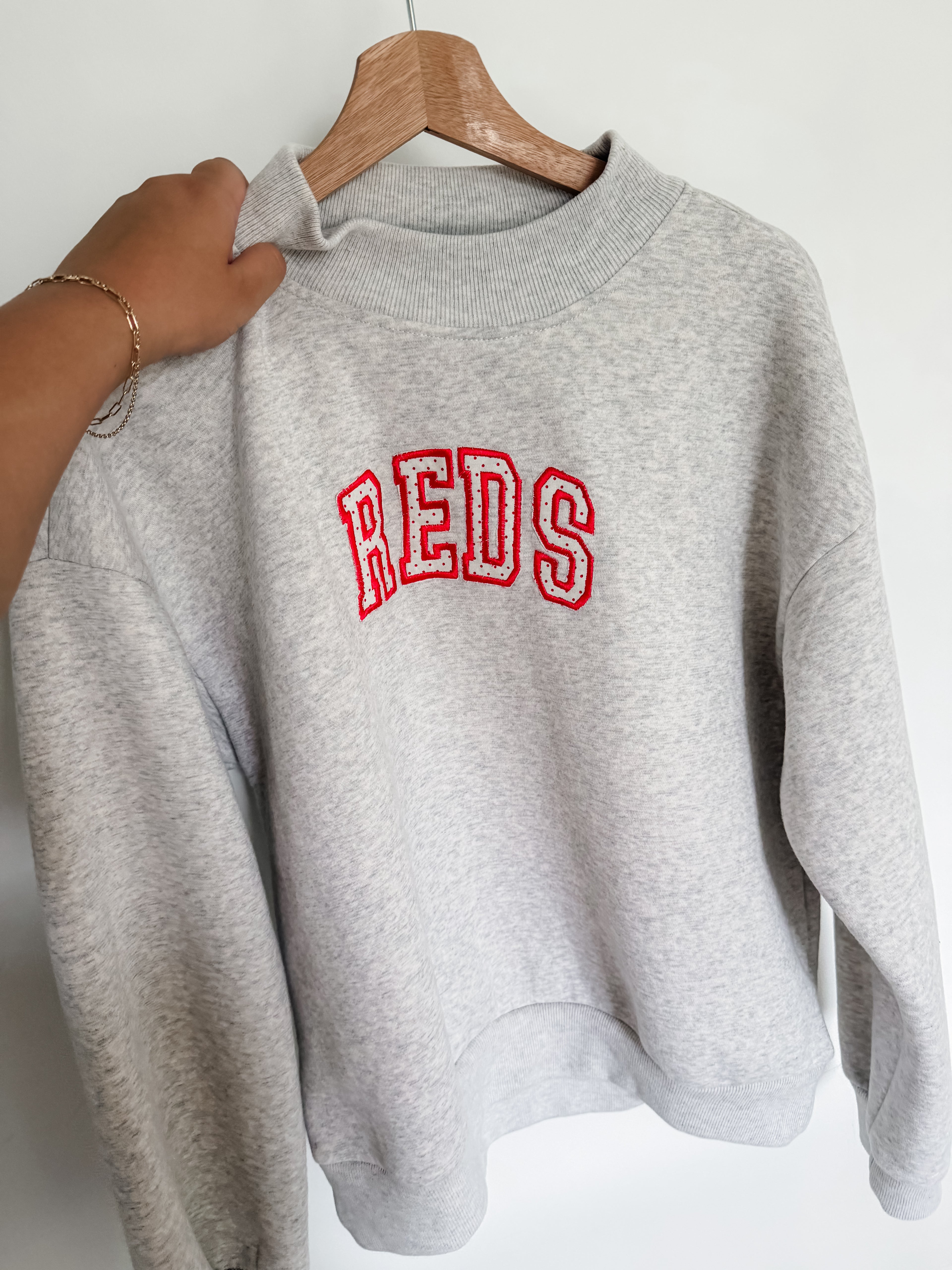 Reds Embroidered Mockneck
