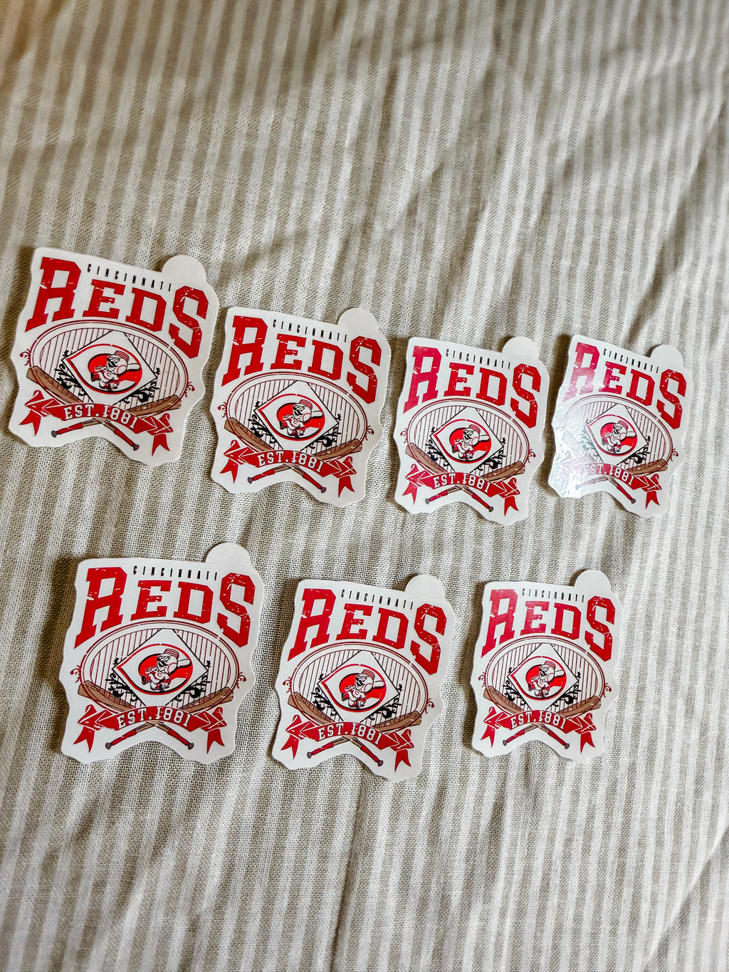 Reds graphic sticker